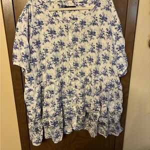 Ellos White and Blue Floral Top 6X